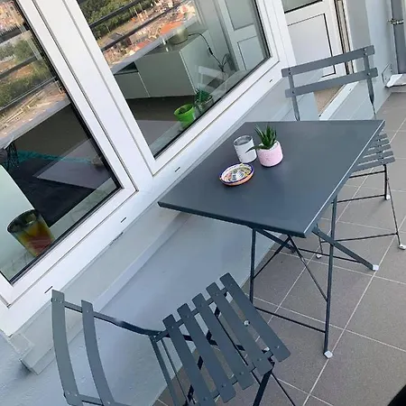 Sam's House Апартаменты *